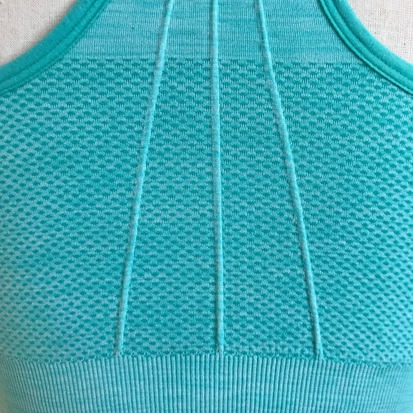 Racerback sports bra - Picture 4 of 7